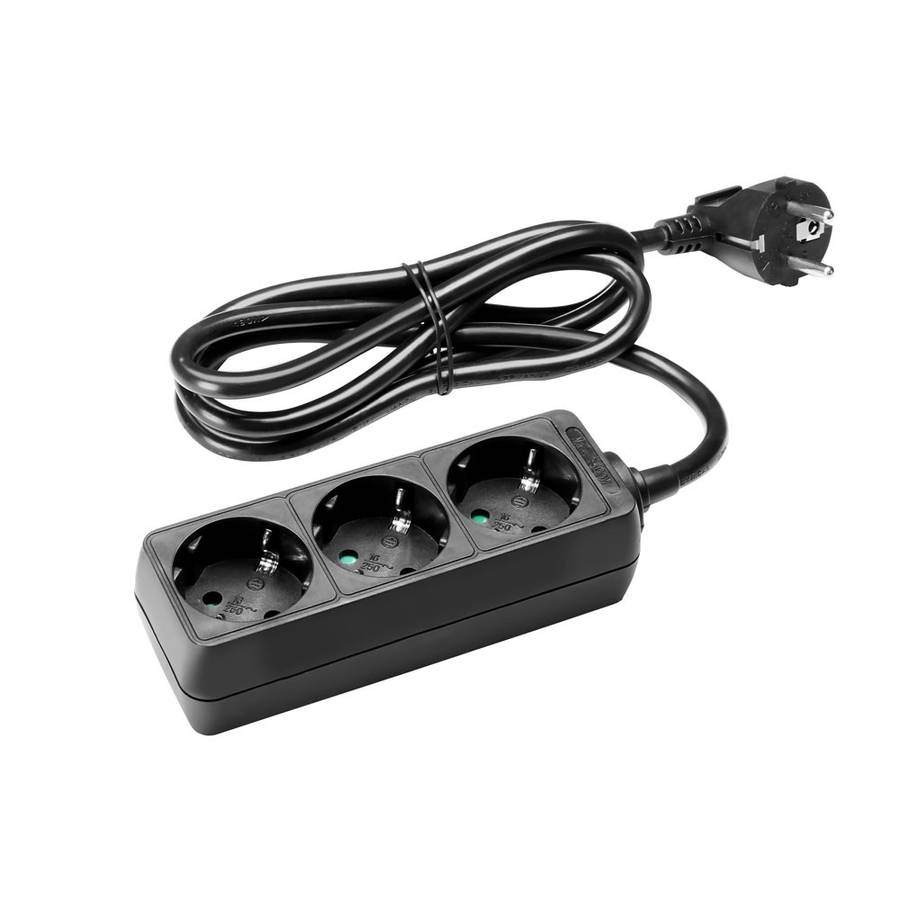 Adam Hall 3-Outlet Power Strip, Strømforgrener med 3 uttak, sort, 3M