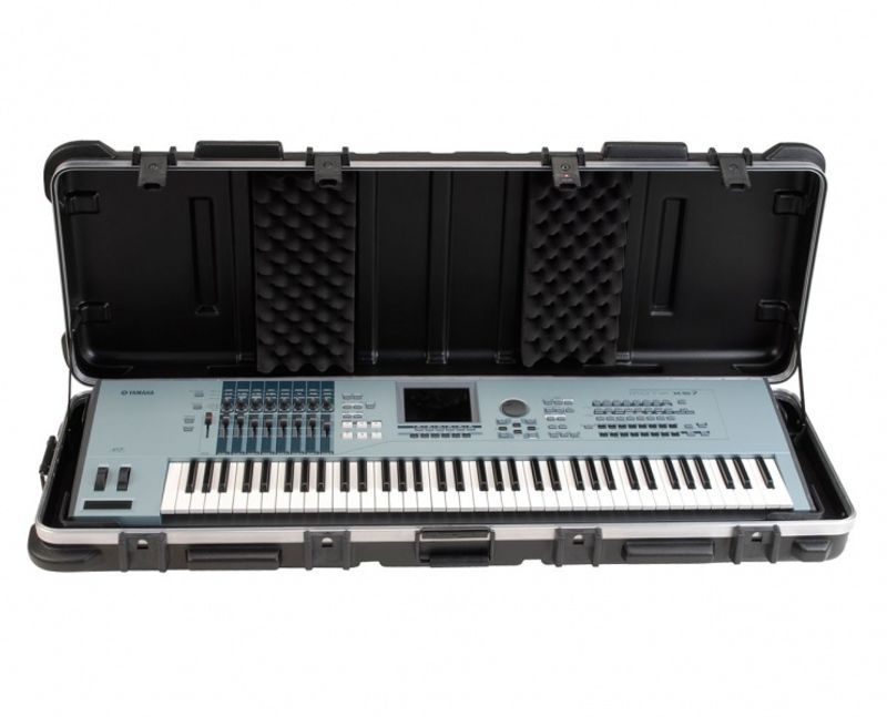 SKB-4214W lettvektskoffert, 61 tangenter