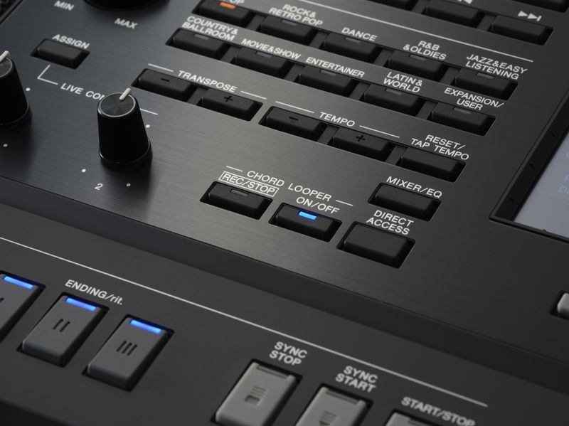 Yamaha PSR-SX920 Arranger Keyboard