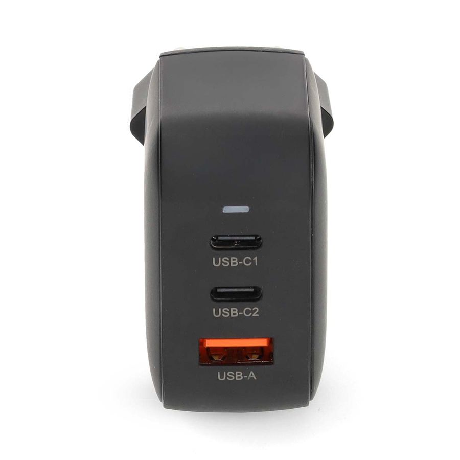 Nedis 70W 2 x USB-C + USB-A lader med Hurtigladefunksjon